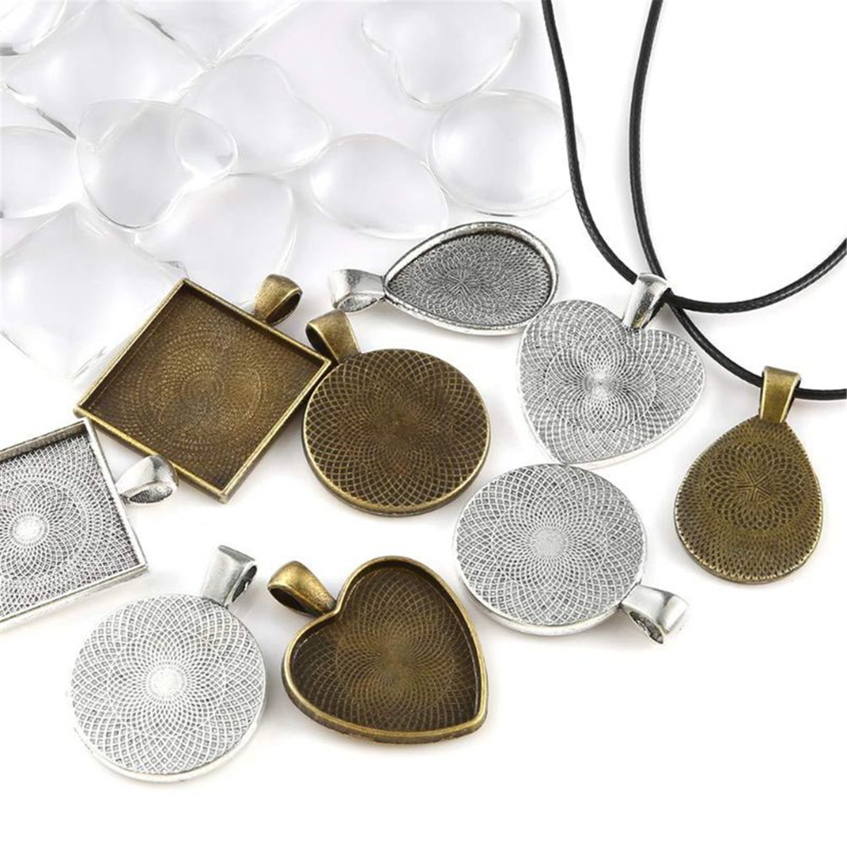 60pcs-Necklace-Pendant-Bottom-Tray-Set-For-Photo-Pendants-DIY-Jewelry-Making-1572178-3