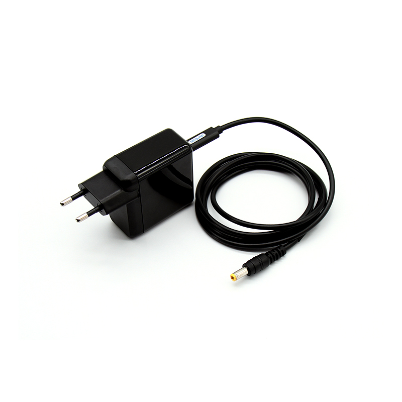 PD45W-Power-Adapter-12-24V-Type-C-to-DC5525-QC30-Fast-Charging-PD-Line-1673164-1
