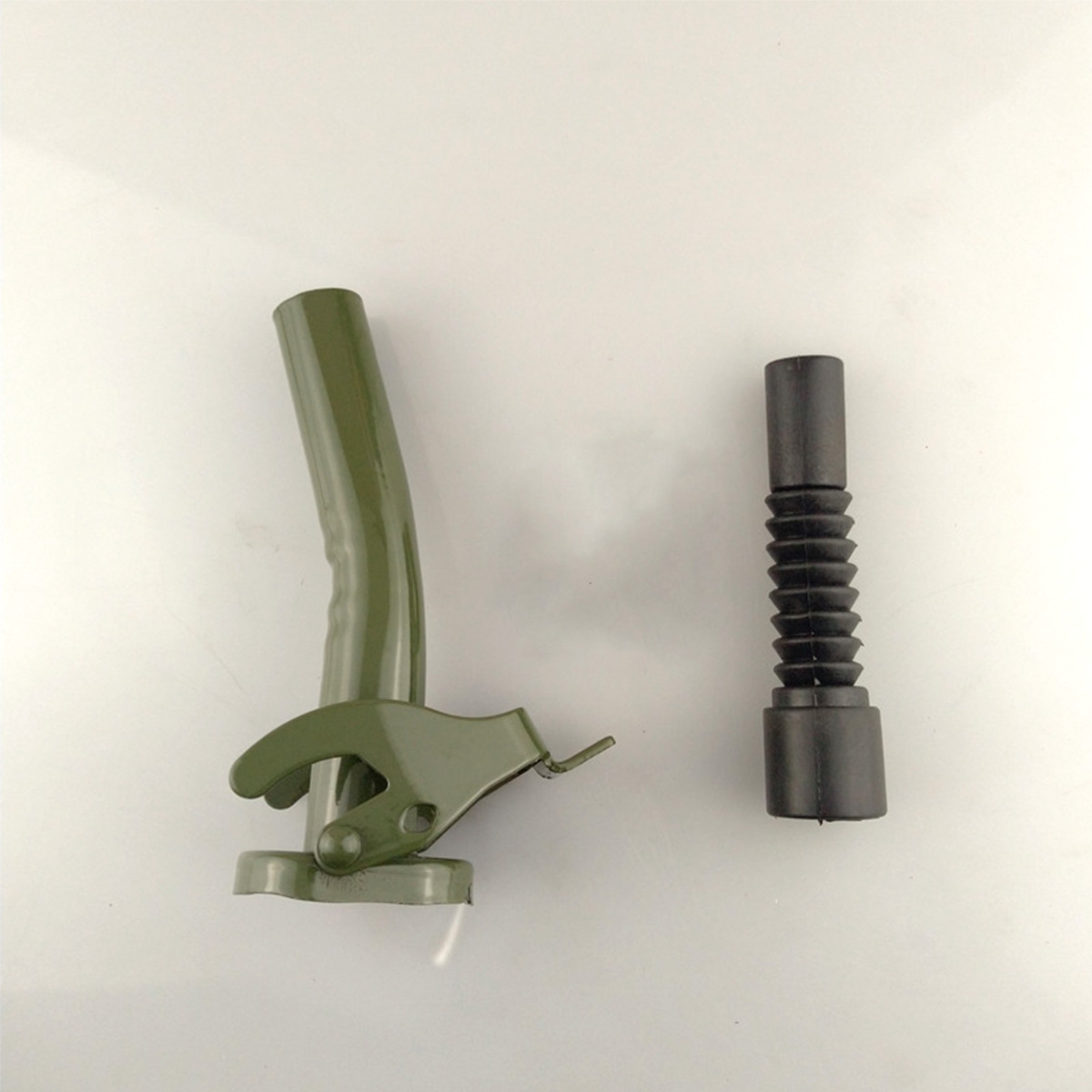 Black-Metal-Jerry-Can-Gas-Canister-Rubber-Nozzle-Spout-Military-Style-Clamp-20L-1600813-9